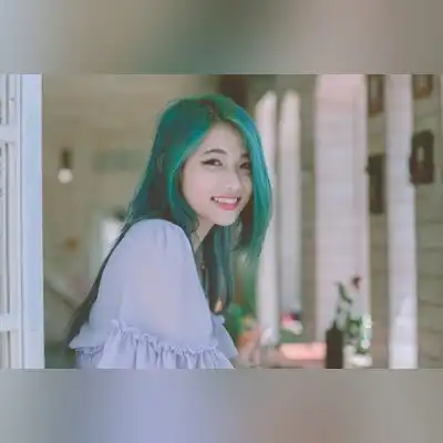 卢薇荔